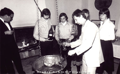 Die Feuerzangenbowle - Im Herrensaal