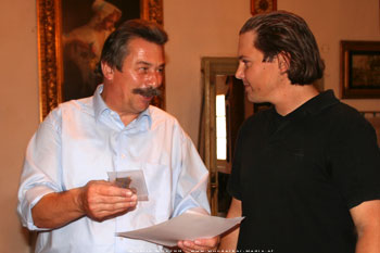 Gf. GR Gottfried Fasching, Ortsvorsteher von Peigarten, Schlossherr Johannes Wolfer, im Inpruckersalon auf Schloss Peigarten 2006